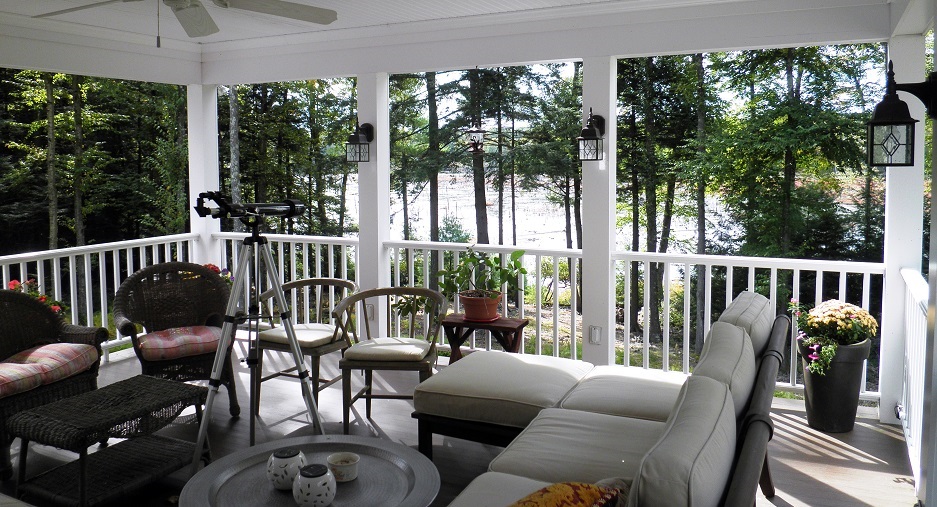 Lake Front Porch Rochelle Building